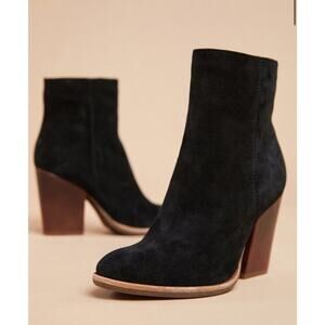 KORK EASE “Petra bootie” black suede size Women’s size 10